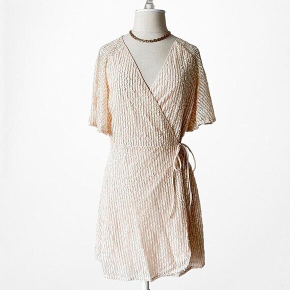 Zara Off White Cream Ruffle Short Sleeve Wrap Flared Sequin Mini Dress Size M/L - Picture 4 of 7
